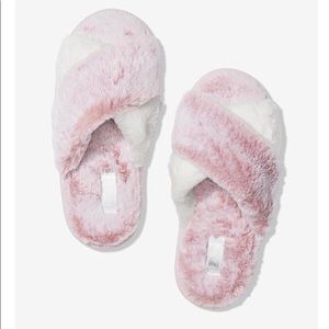 ‘PINK’ Crossover Faux Fur Slippers